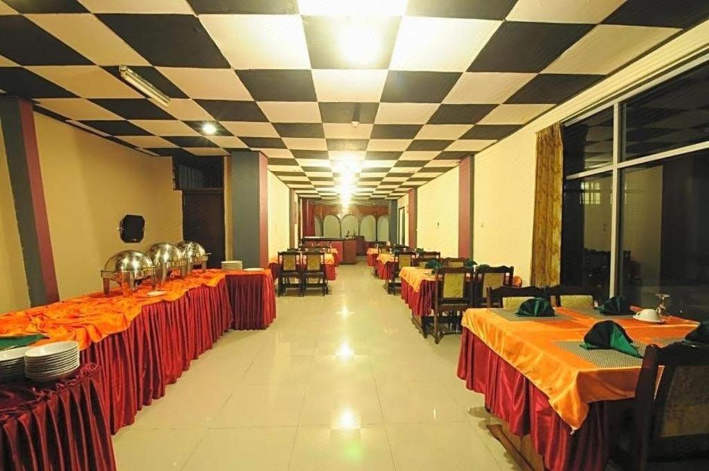 Hotel Benteng Bukittinggi Exteriör bild