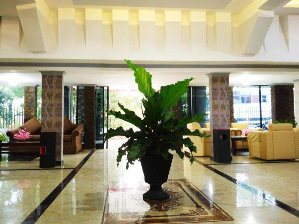Hotel Benteng Bukittinggi Exteriör bild