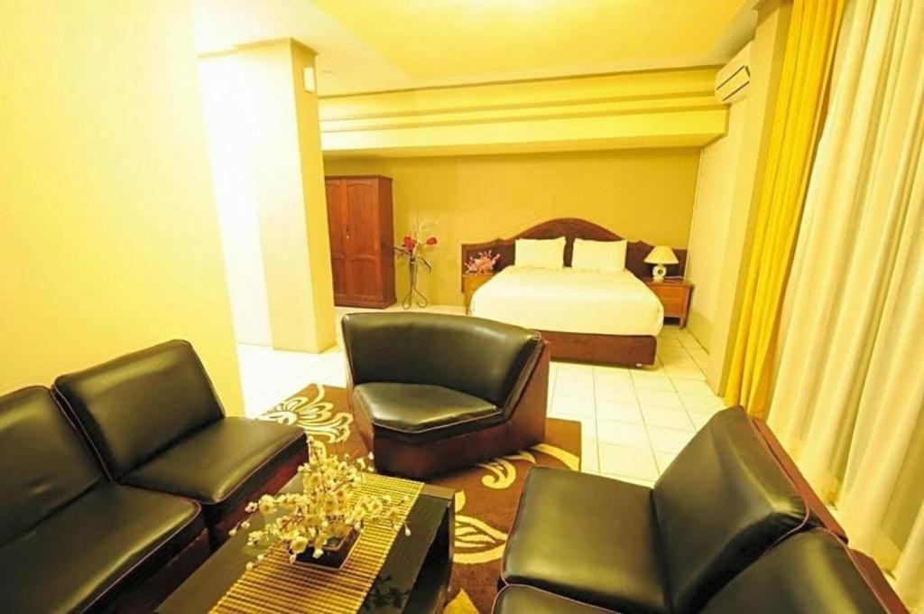 Hotel Benteng Bukittinggi Exteriör bild