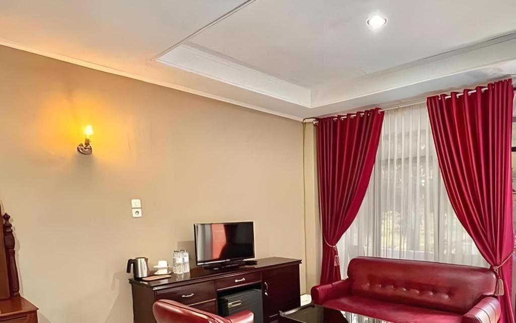 Hotel Benteng Bukittinggi Exteriör bild